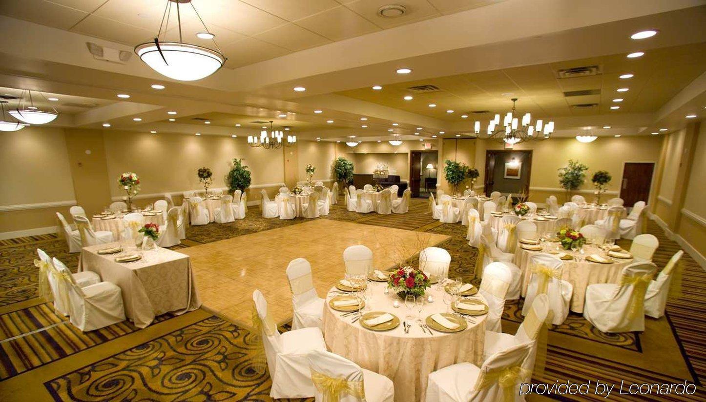 Doubletree By Hilton Norwalk Hotel Restaurant foto